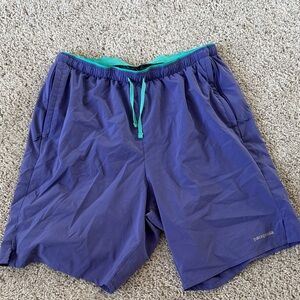 Patagonia Men's Multi Trails Shorts - 8" Medium Perennial Purple